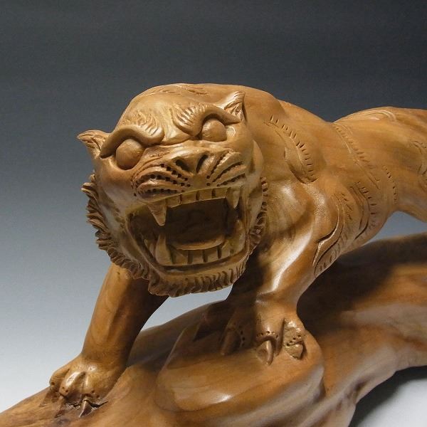 仏像 販売 龍祥-Ryusho- | 仏像や木彫り・縁起物などの販売・通販 / 楠 木彫りの虎 全長48cm